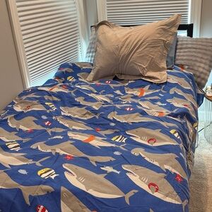 Pottery Barn Twin Shark Patterned Blue Bedding Duvet Set with Sheets